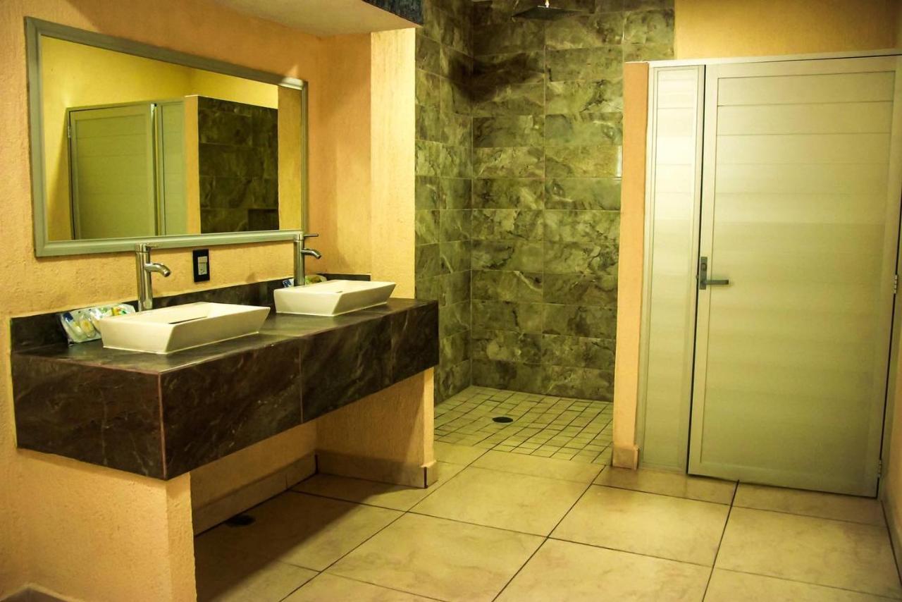 Hotel Gina Tecoman Ngoại thất bức ảnh