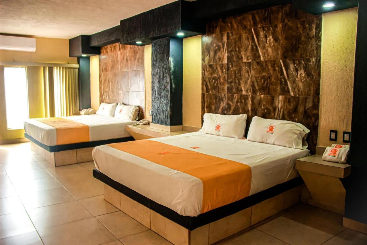 Hotel Gina Tecoman Ngoại thất bức ảnh